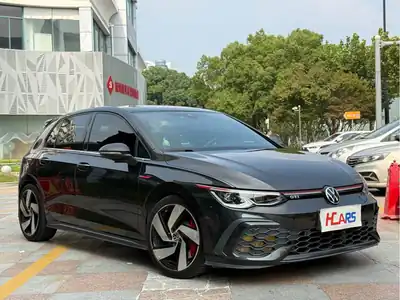 Volkswagen Golf GTI 2021