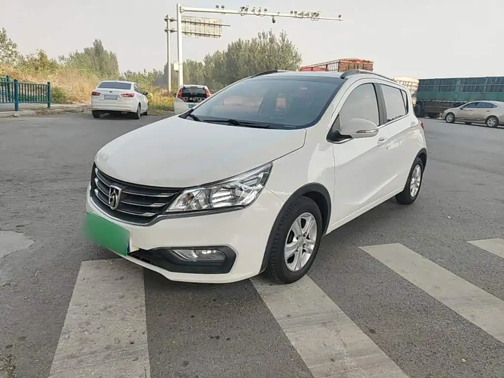 Baojun 310 2017, фото 1