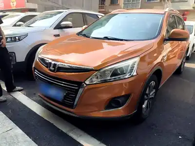 Luxgen You 6 SUV 2015