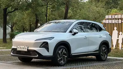 Wuling Starlight S 2025