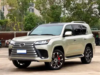 Lexus LX 2008