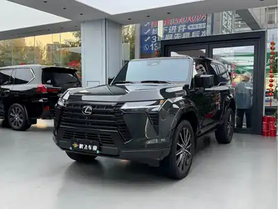 Lexus LX 2025