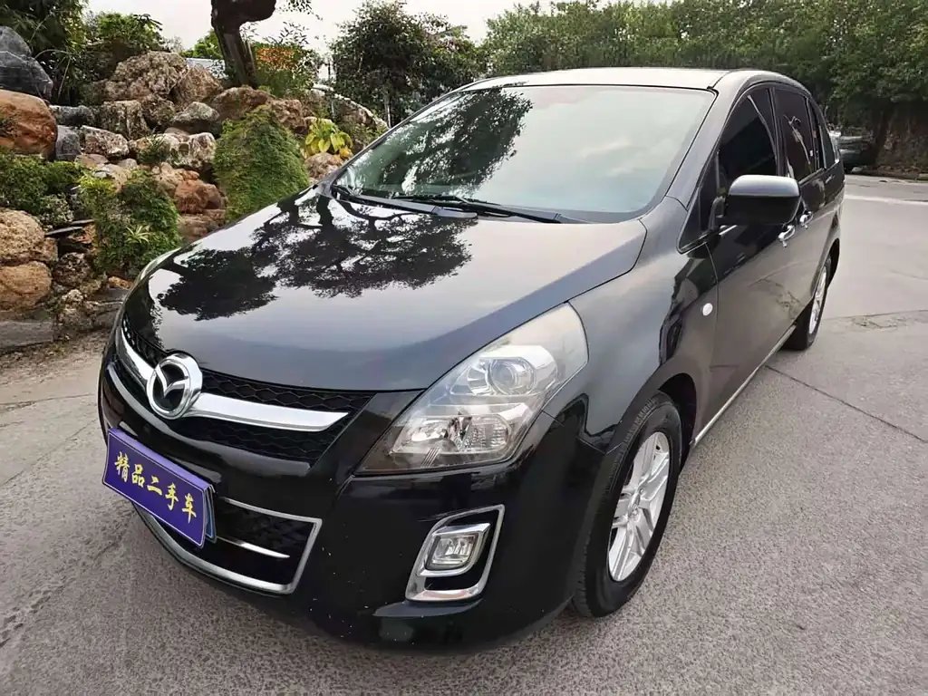 Mazda 8 2011, фото 1