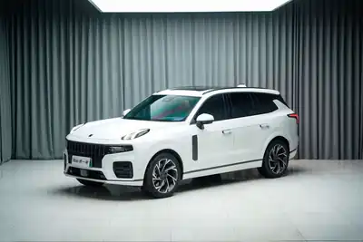 Lynk & Co 09 EM-P 2022