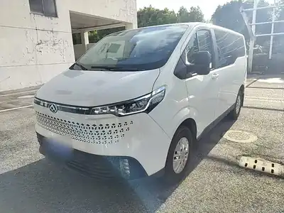 Maxus New Tu V70