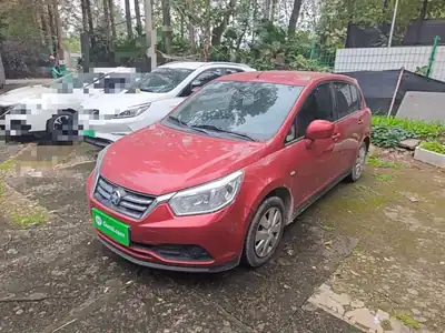 Venucia R50 2016