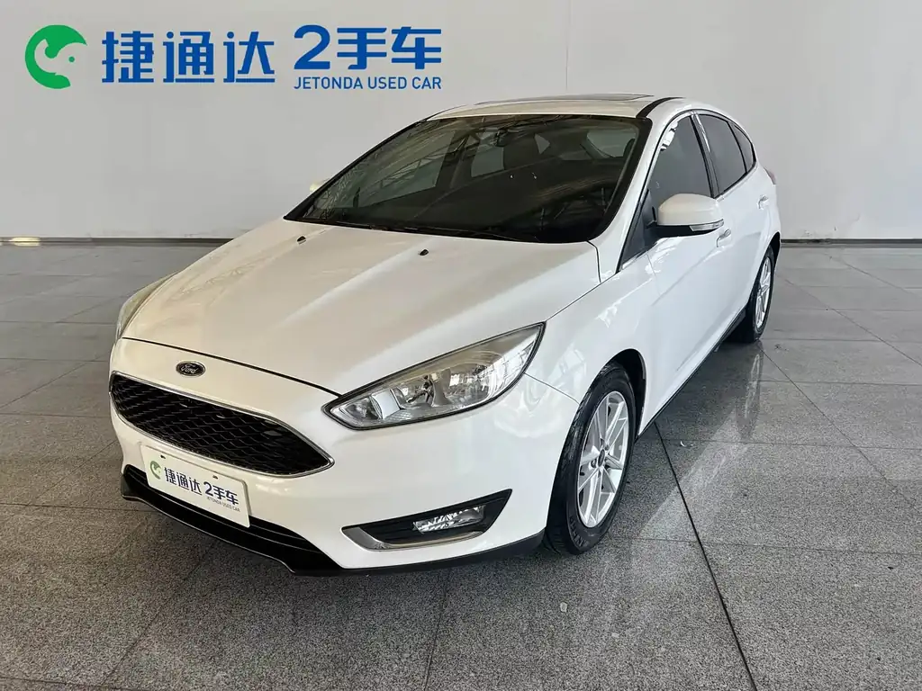 Ford Focus 2016, фото 1