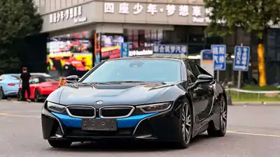 BMW i8 2016