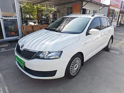 Skoda Xindong 2015