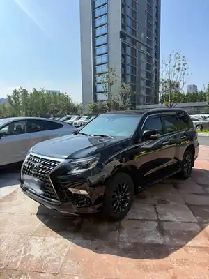 Lexus GX 2023