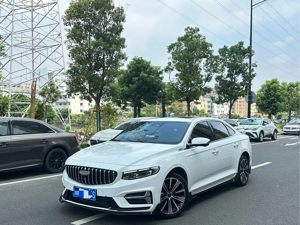 Geely Preface 2025, фото 1