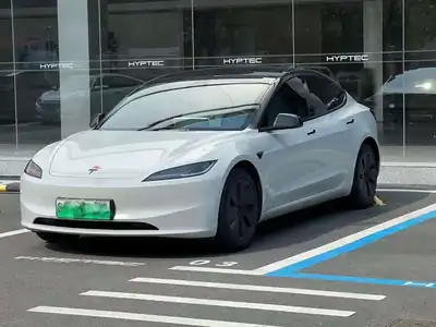 Tesla Model 3 2024