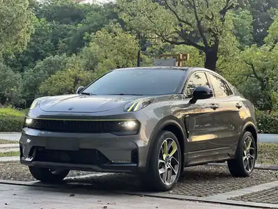 Lynk & Co 05 2022
