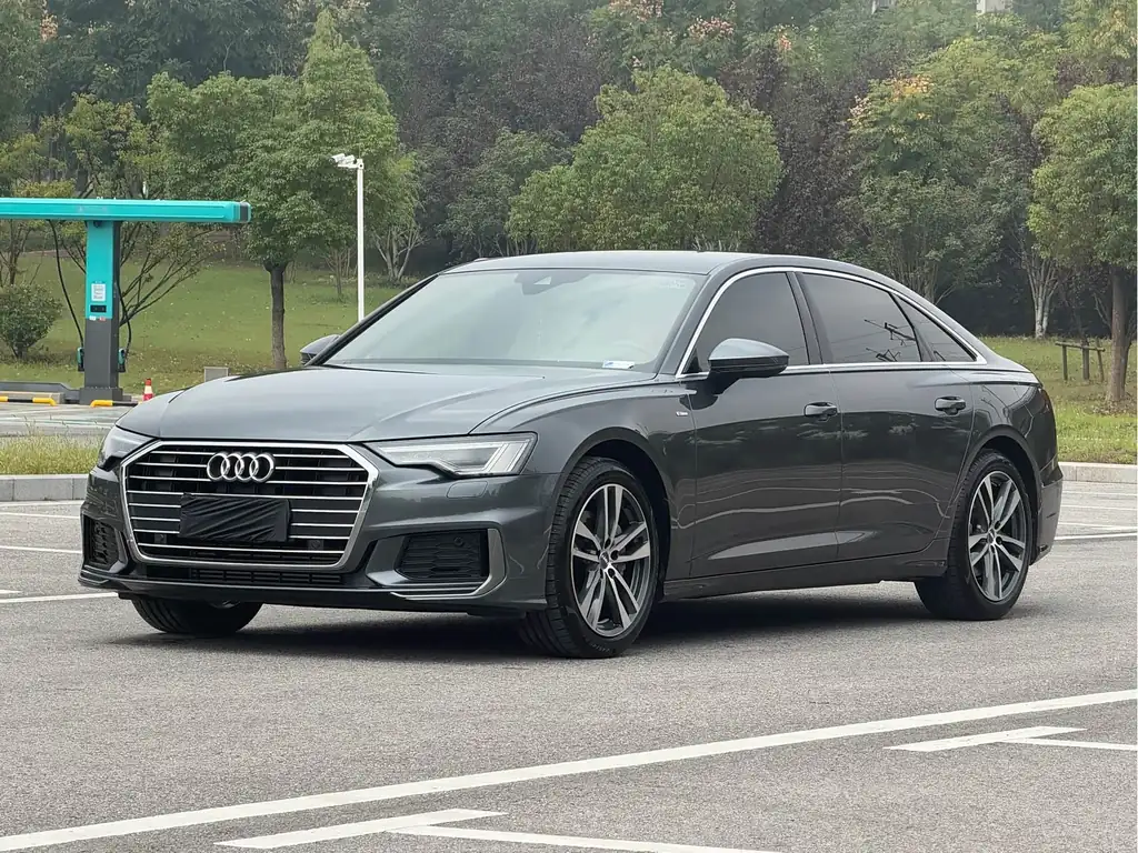 Audi A6L 2019, фото 1