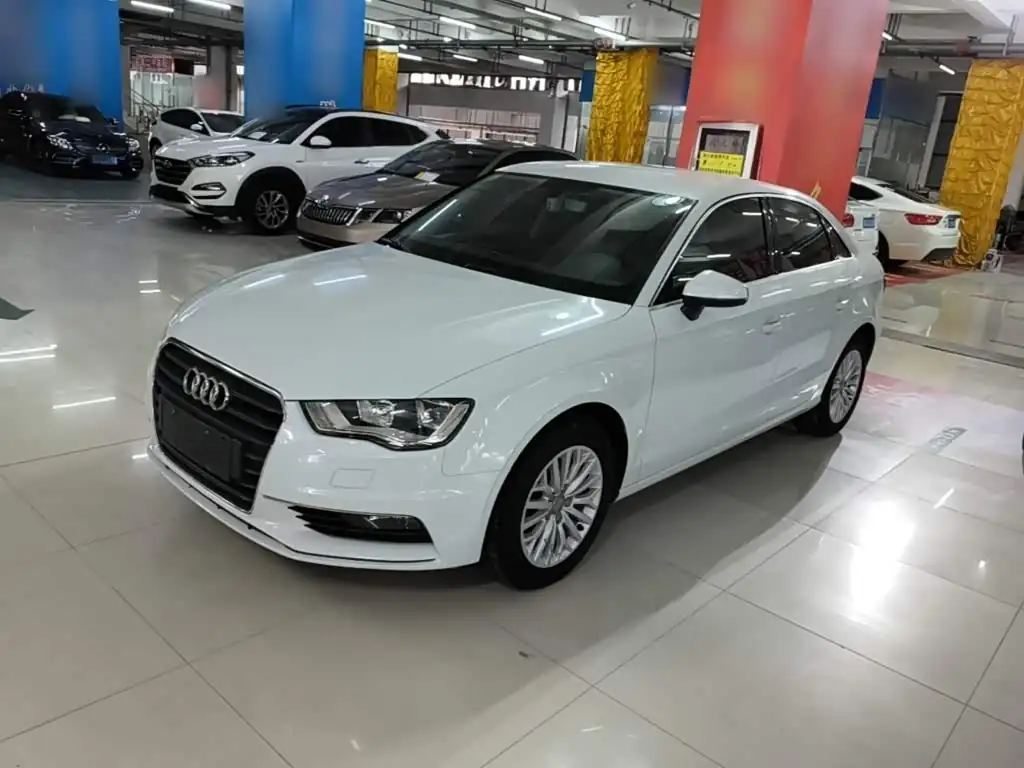 Audi A3 2016, фото 1