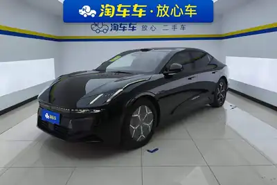 Lynk & Co 10