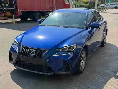Lexus IS 2018