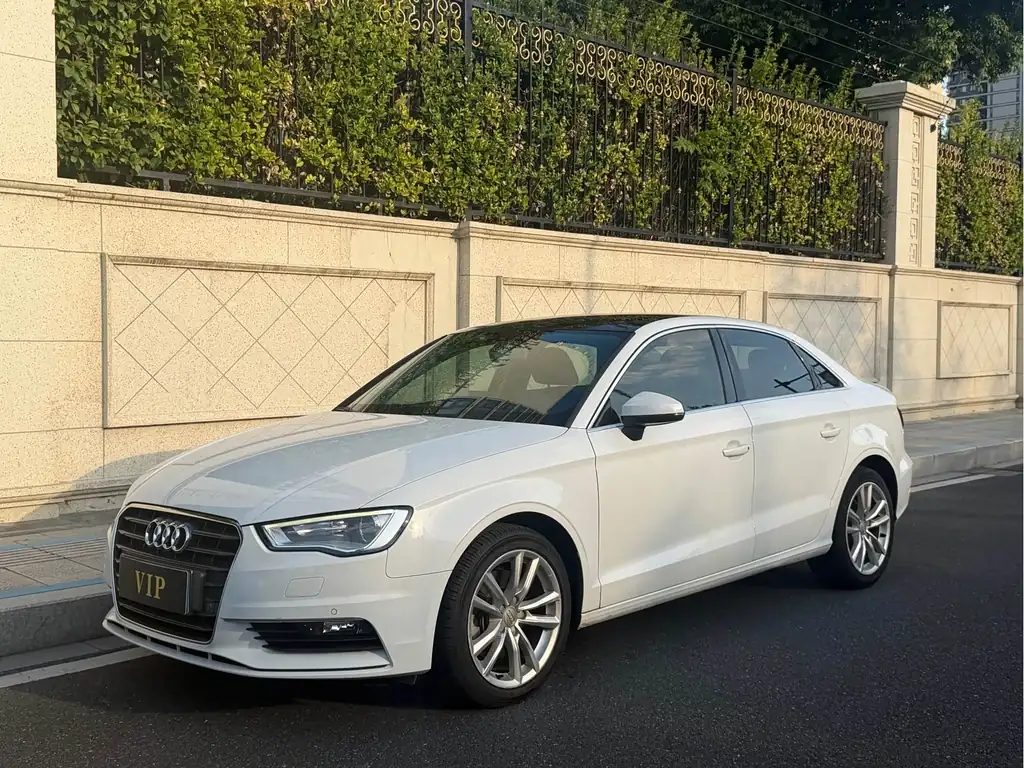 Audi A3 2017, фото 1