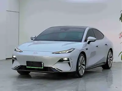 Geely Galaxy Galaxy E8 2024