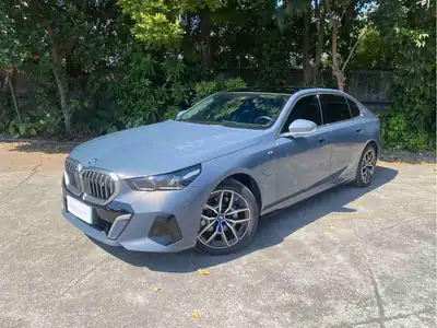 BMW i5 2024