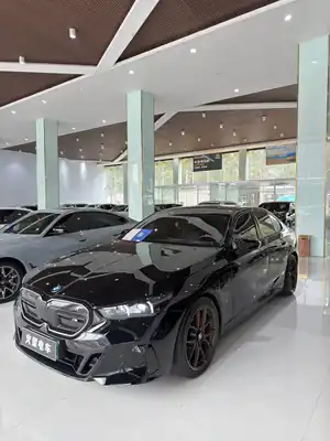 BMW i5 M60 2025