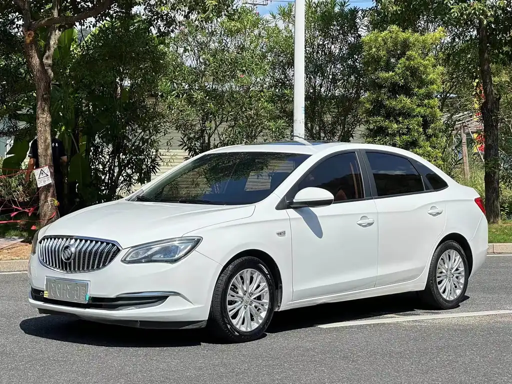 Buick Excelle 2017, фото 1