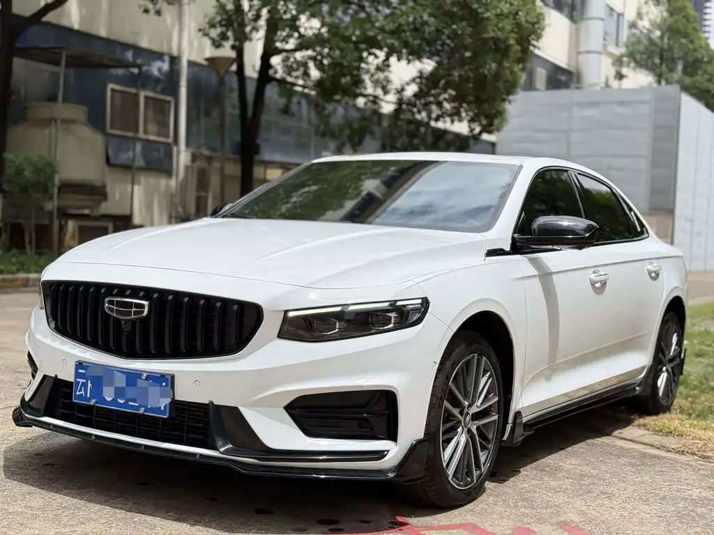 Geely Preface 2025, фото 1