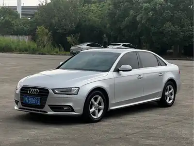 Audi A4L 2012