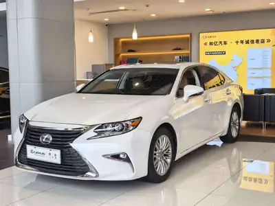 Lexus ES 2016