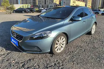 Volvo V40 2014