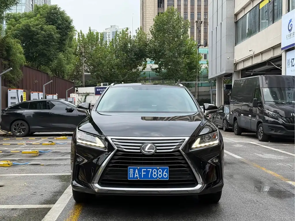 Lexus RX 2018, фото 1