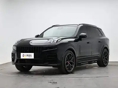Lynk & Co 09 EM-P 2022