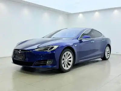 Tesla Model S 2018