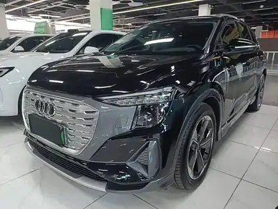 Audi Q5 e-tron 2025