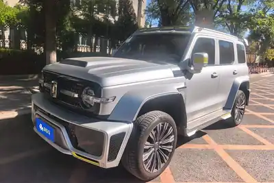 Chaojingqiche Gongchuangtanke 300 2022