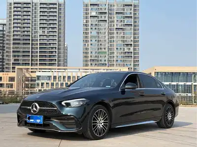 Mercedes-Benz C-Class 2024