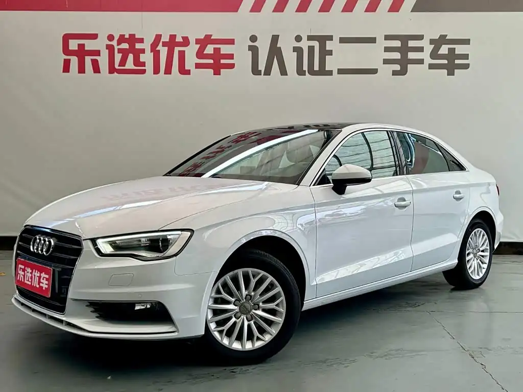 Audi A3 2016, фото 1