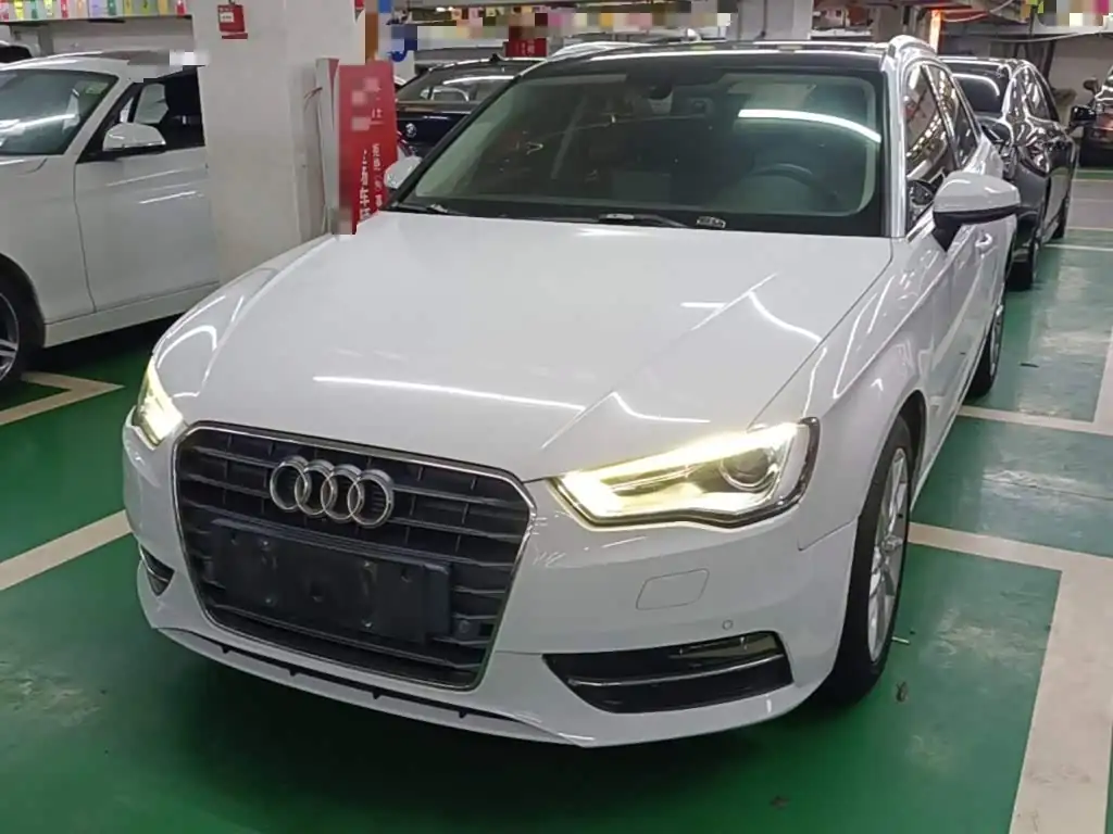 Audi A3 2017, фото 1