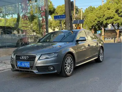 Audi A4L 2012