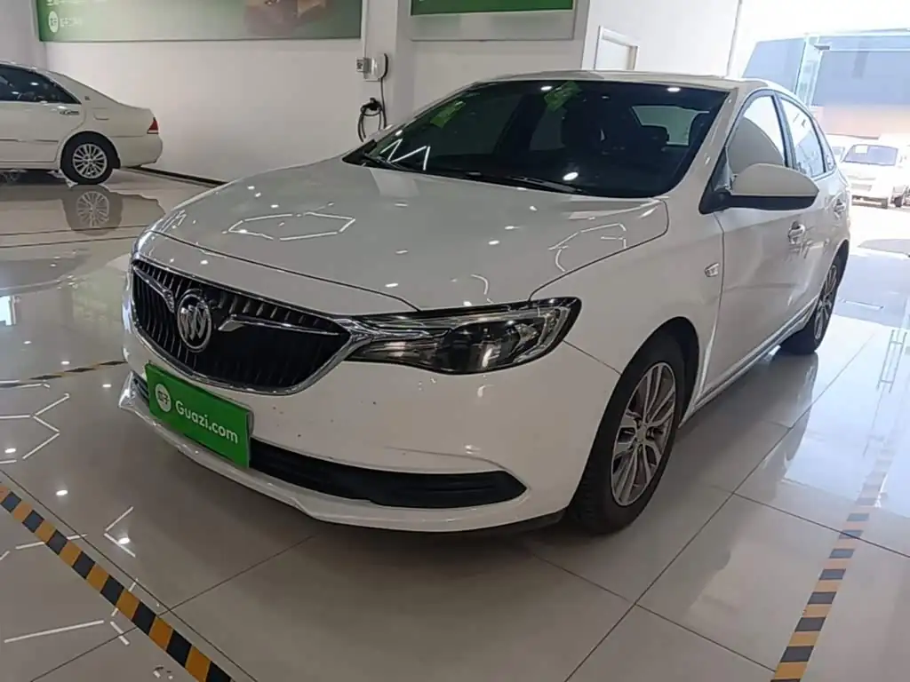 Buick Excelle 2018, фото 1