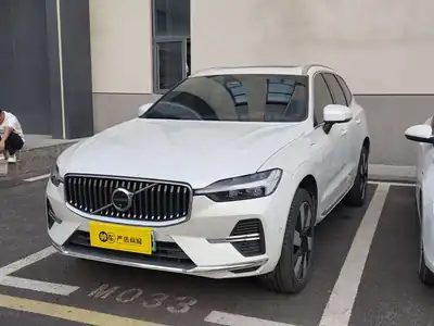 Volvo XC60 Chadianshi гибрид 2024