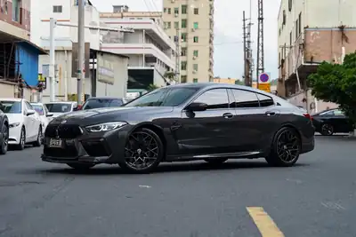 BMW M8 2022