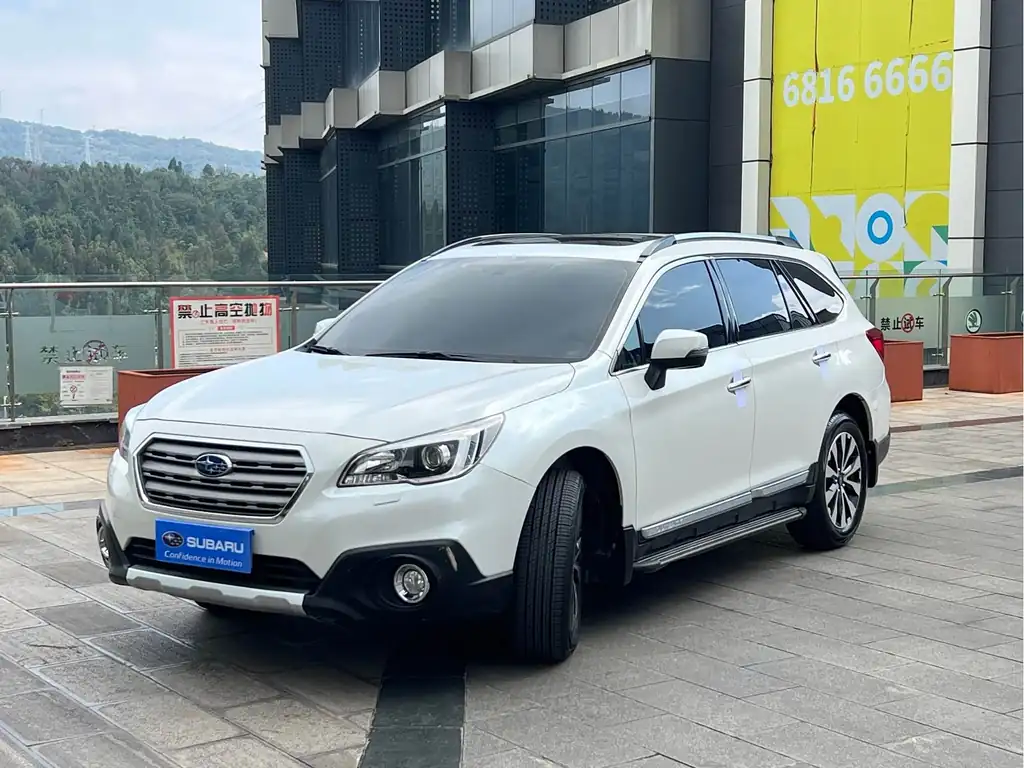 Subaru Outback 2017, фото 1