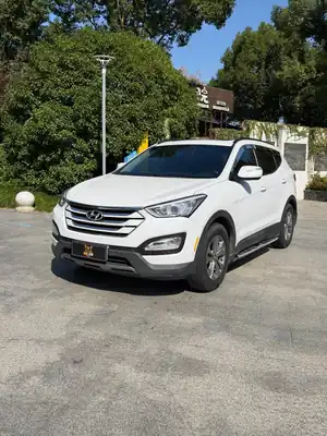 Hyundai Santa Fe 2015