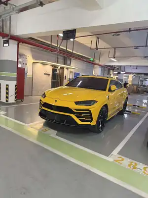 Lamborghini Urus 2019