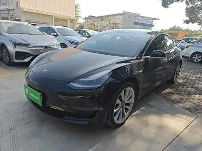 Tesla Model 3 2020