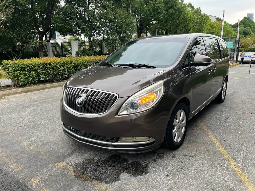 Buick GL8 2016, фото 1