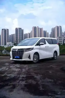Toyota Alphard 2015