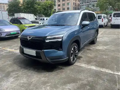 Wuling Starlight 560 NEV 2025