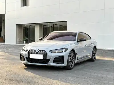 BMW i4 2024